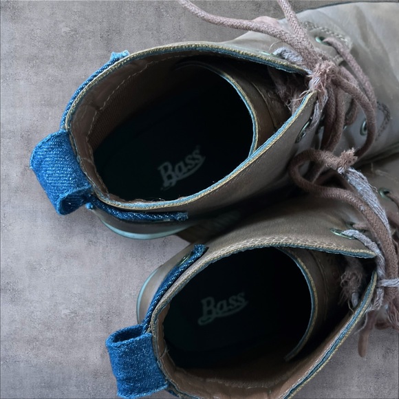 G.H. Bass Brown Chukka Boots Atwater Mid Top Lace-Up - Picture 4 of 14